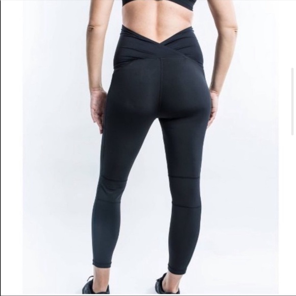 Isabel Maternity by Ingrid & Isabel Moto Maternity Workout Legging - Picture 2 of 9